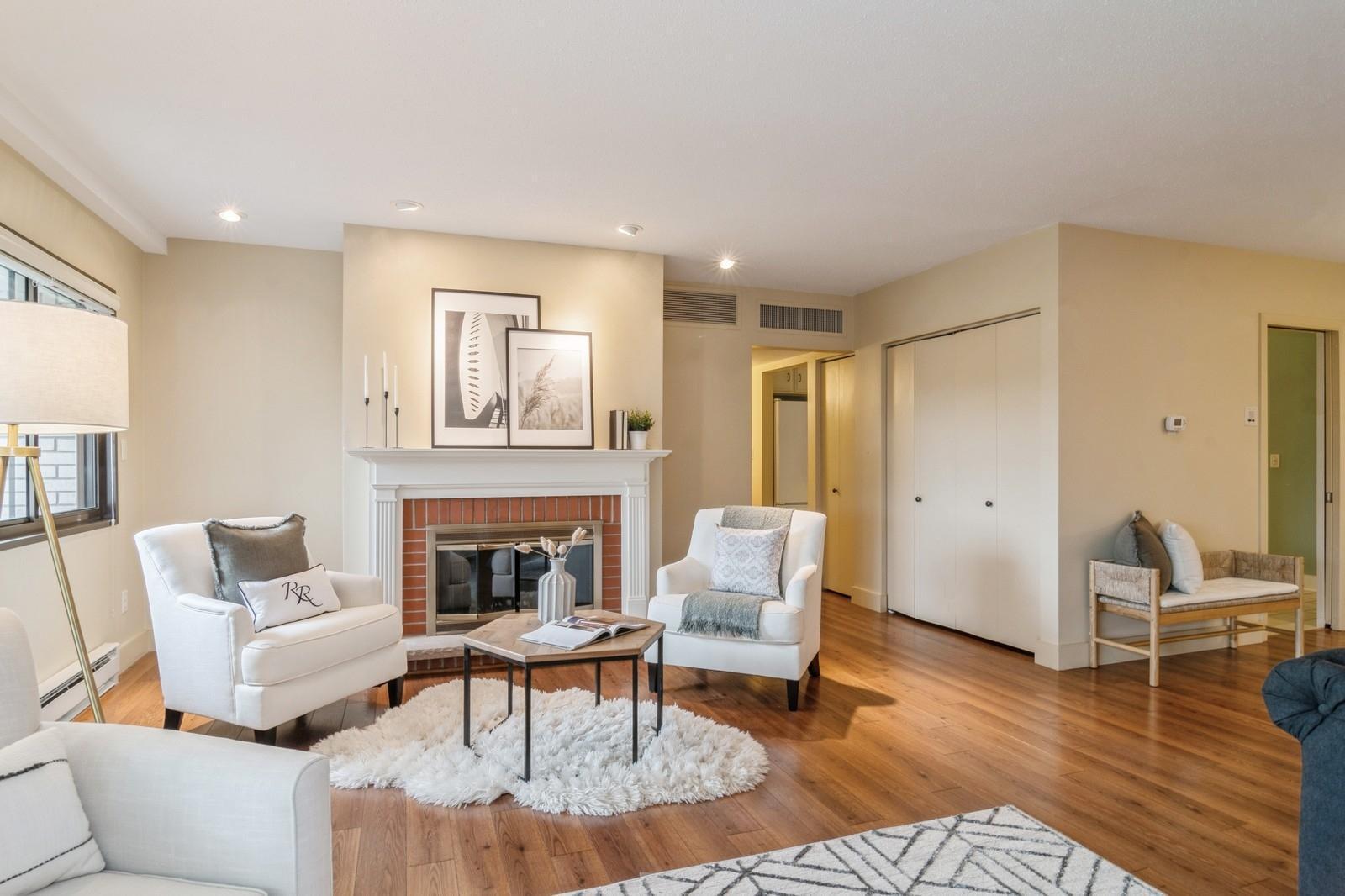 4075 West 51st Street Unit: 403