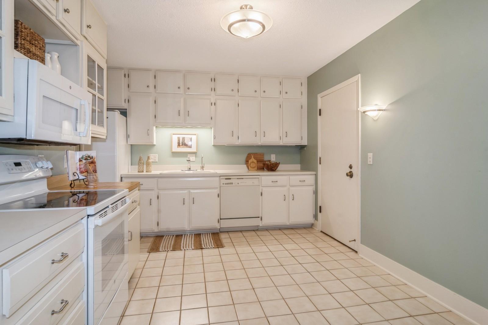 4075 West 51st Street Unit: 403