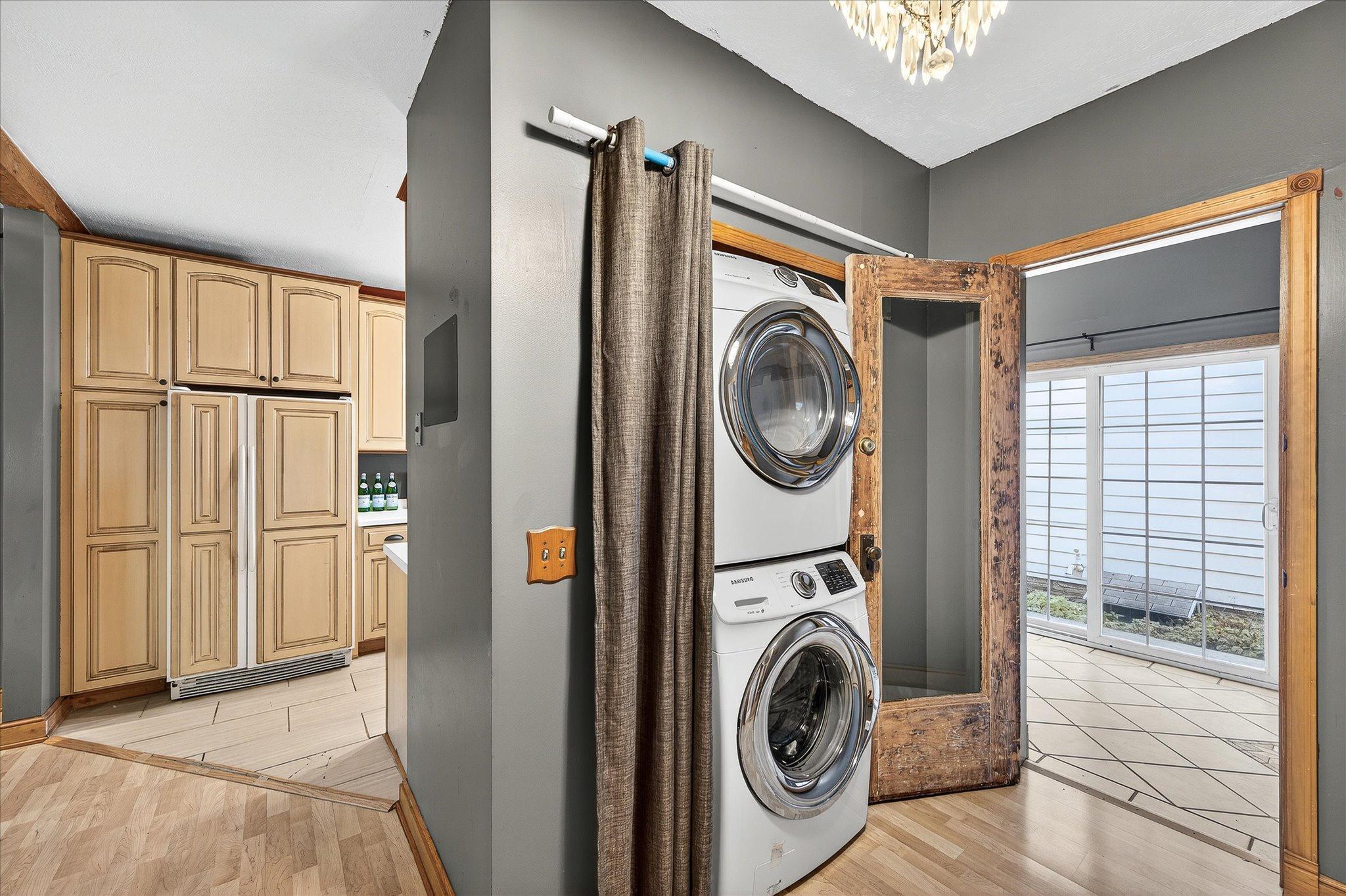 735 Madison Street NE