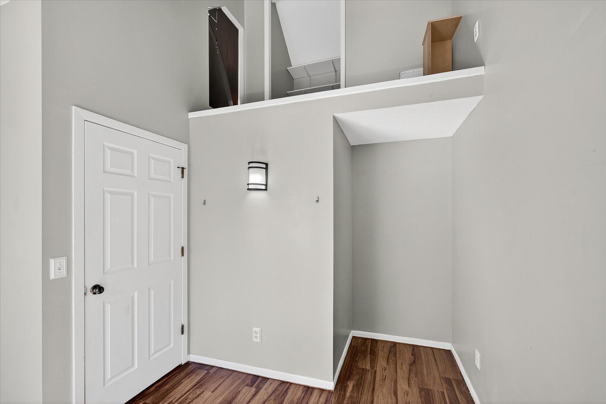 735 Madison Street NE