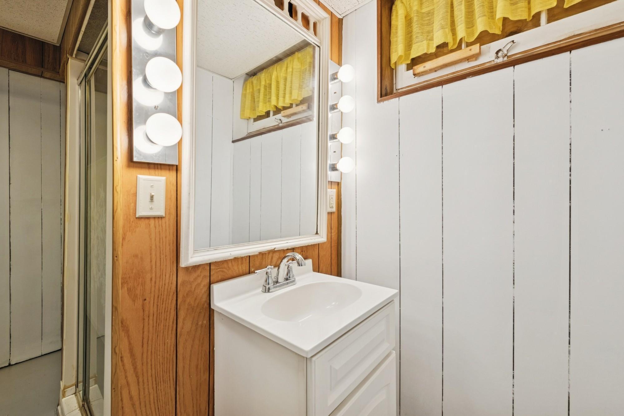 4114 Xenwood Avenue S