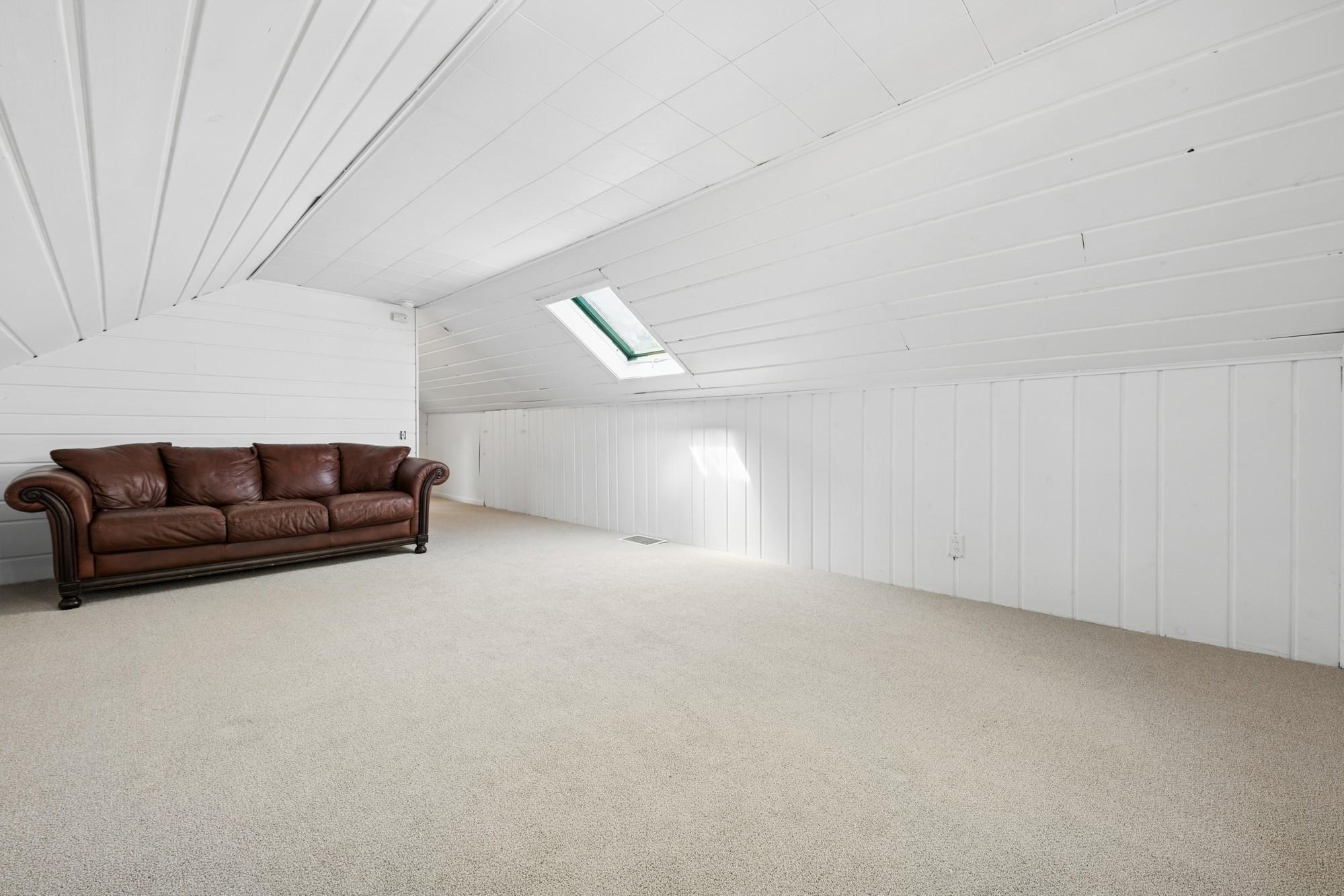 4114 Xenwood Avenue S