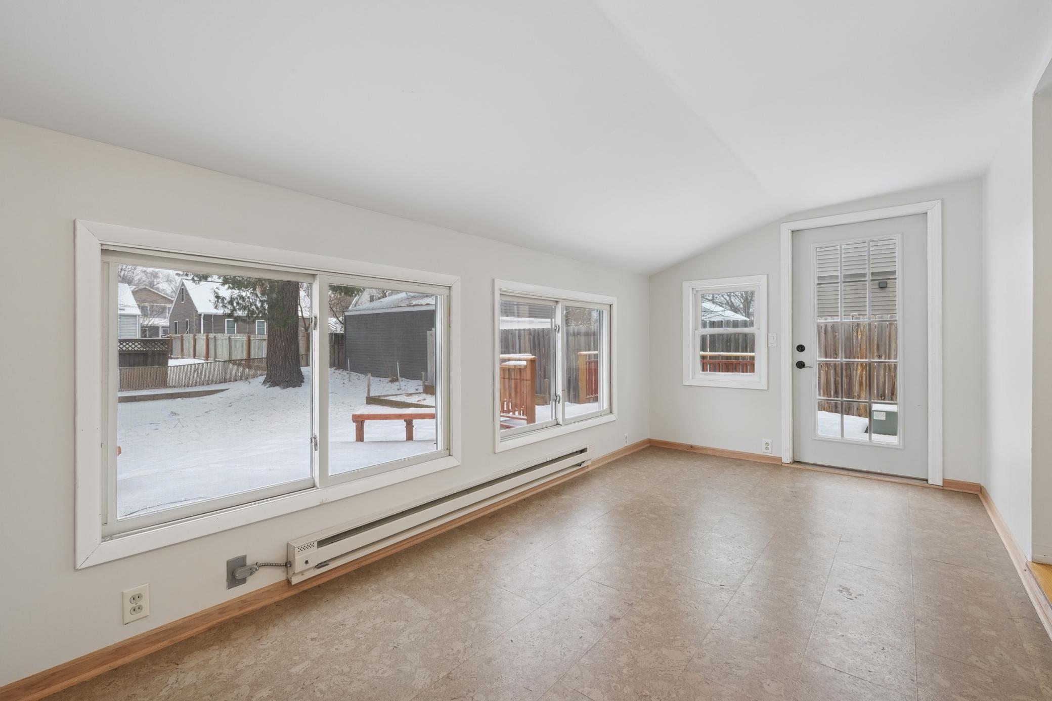 4114 Xenwood Avenue S