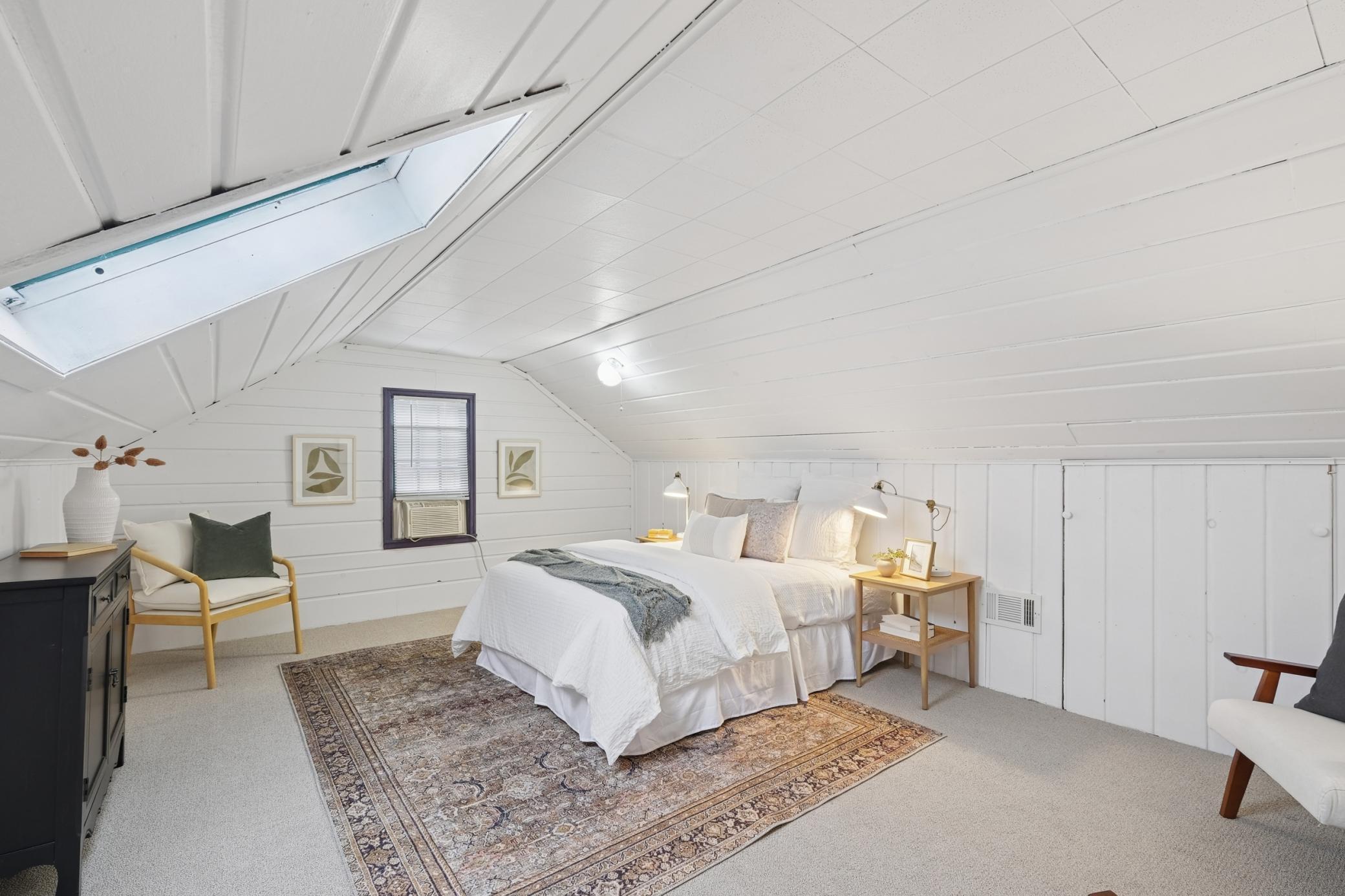 4114 Xenwood Avenue S