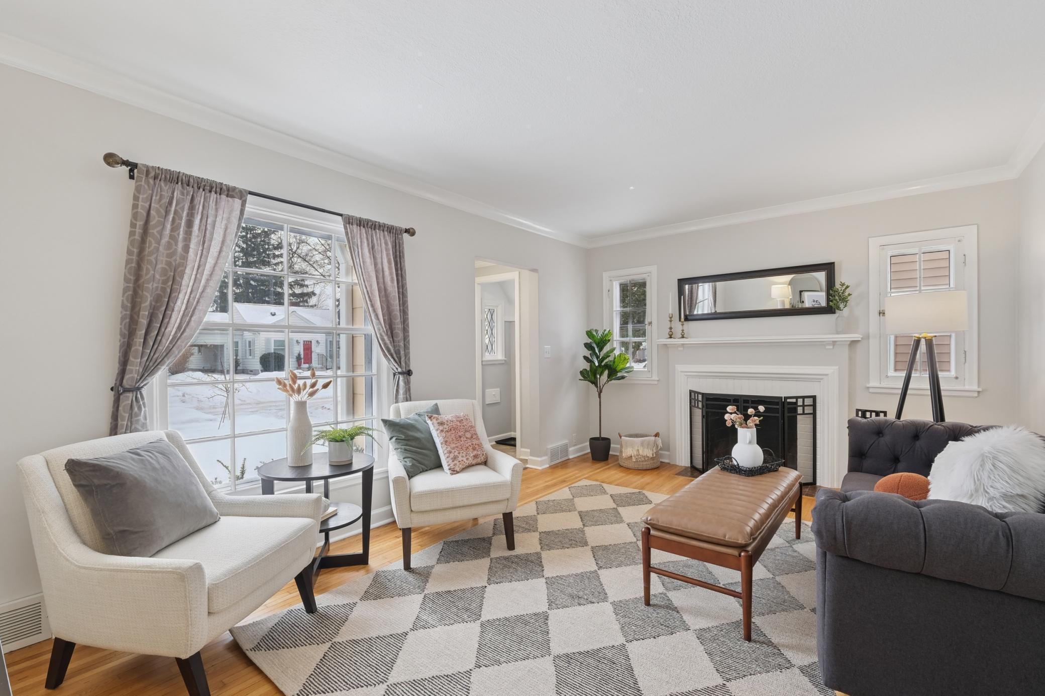 4114 Xenwood Avenue S