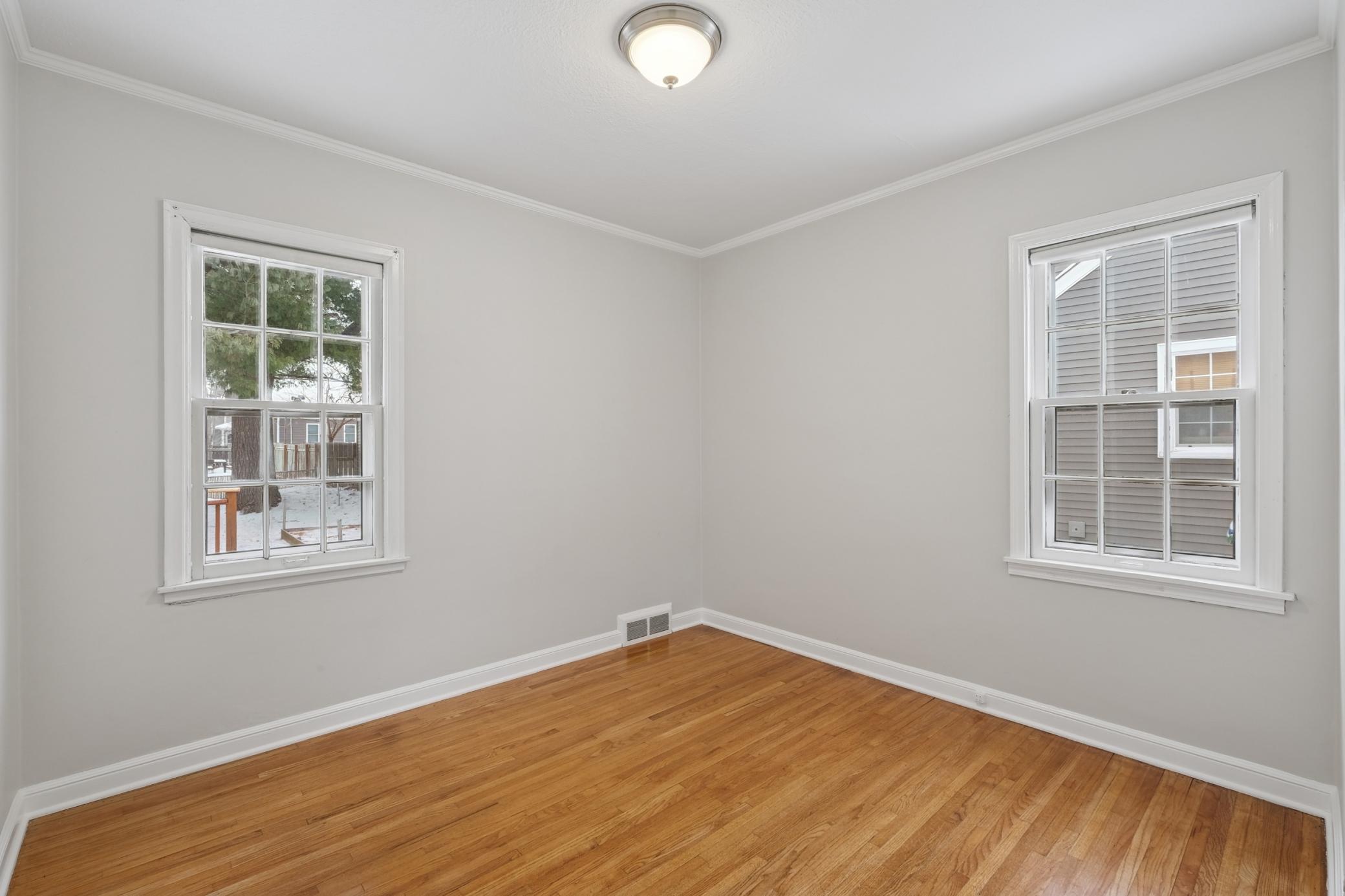 4114 Xenwood Avenue S