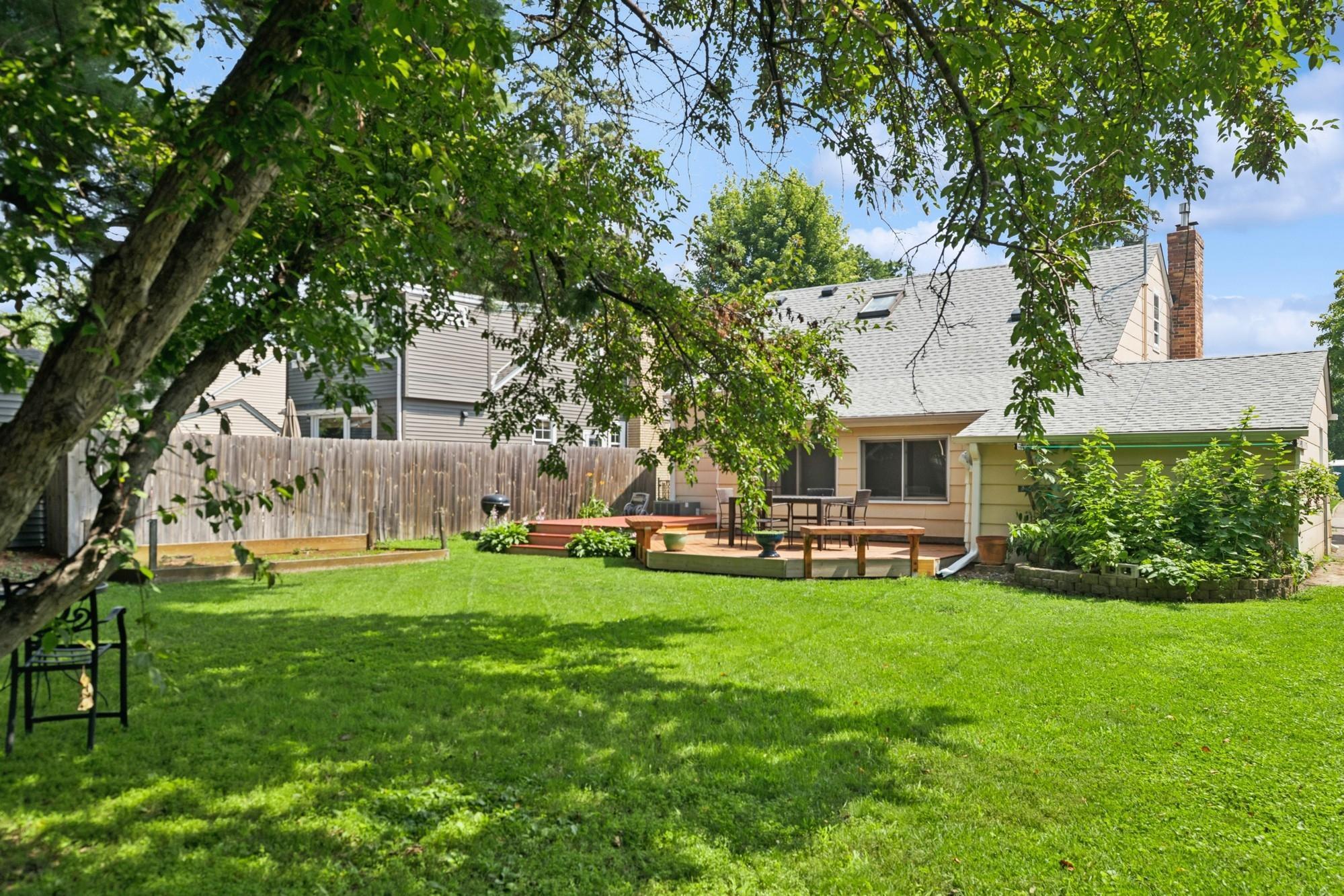 4114 Xenwood Avenue S