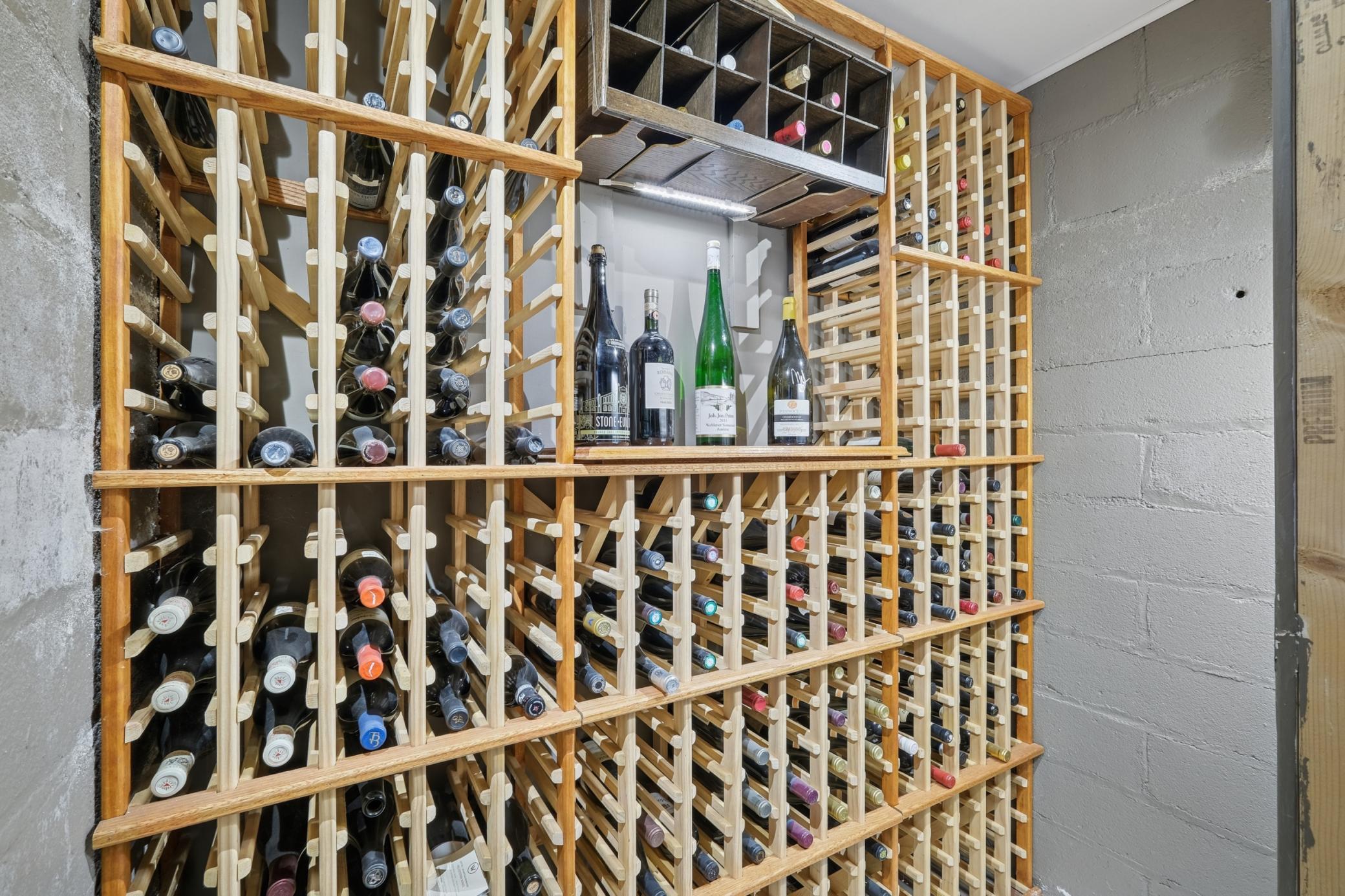 4114 Xenwood Avenue S