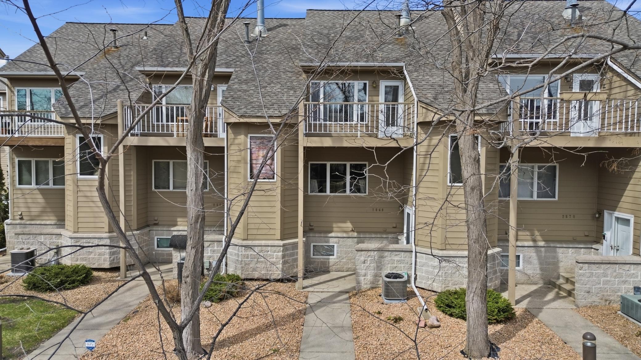 2868 Kenwood Isles Drive