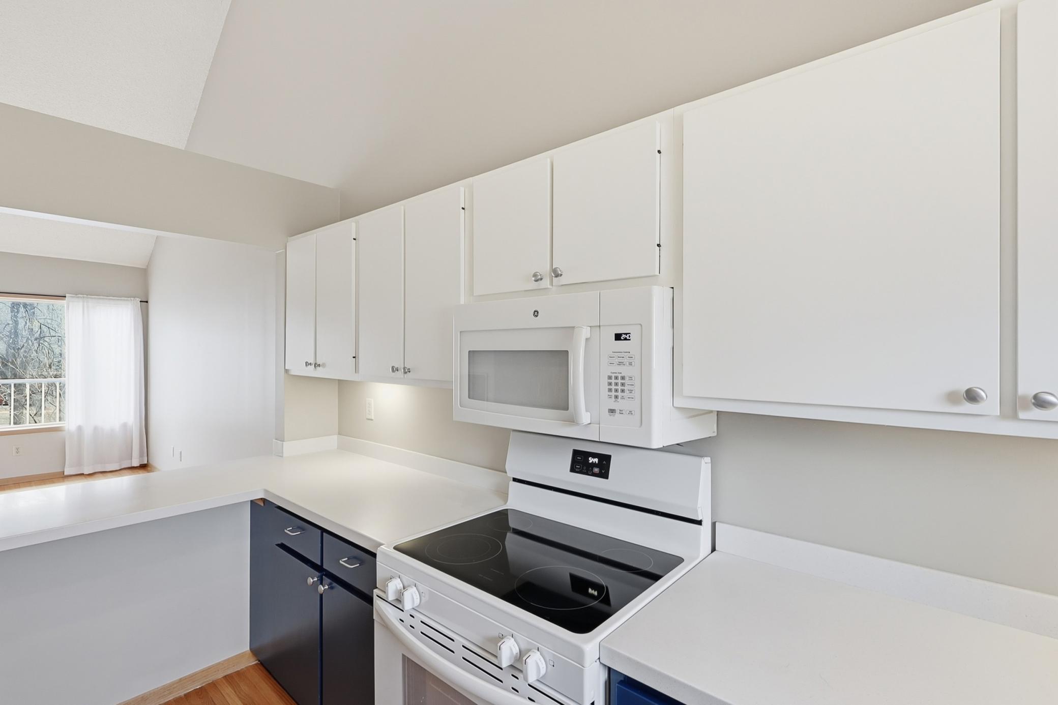 2868 Kenwood Isles Drive