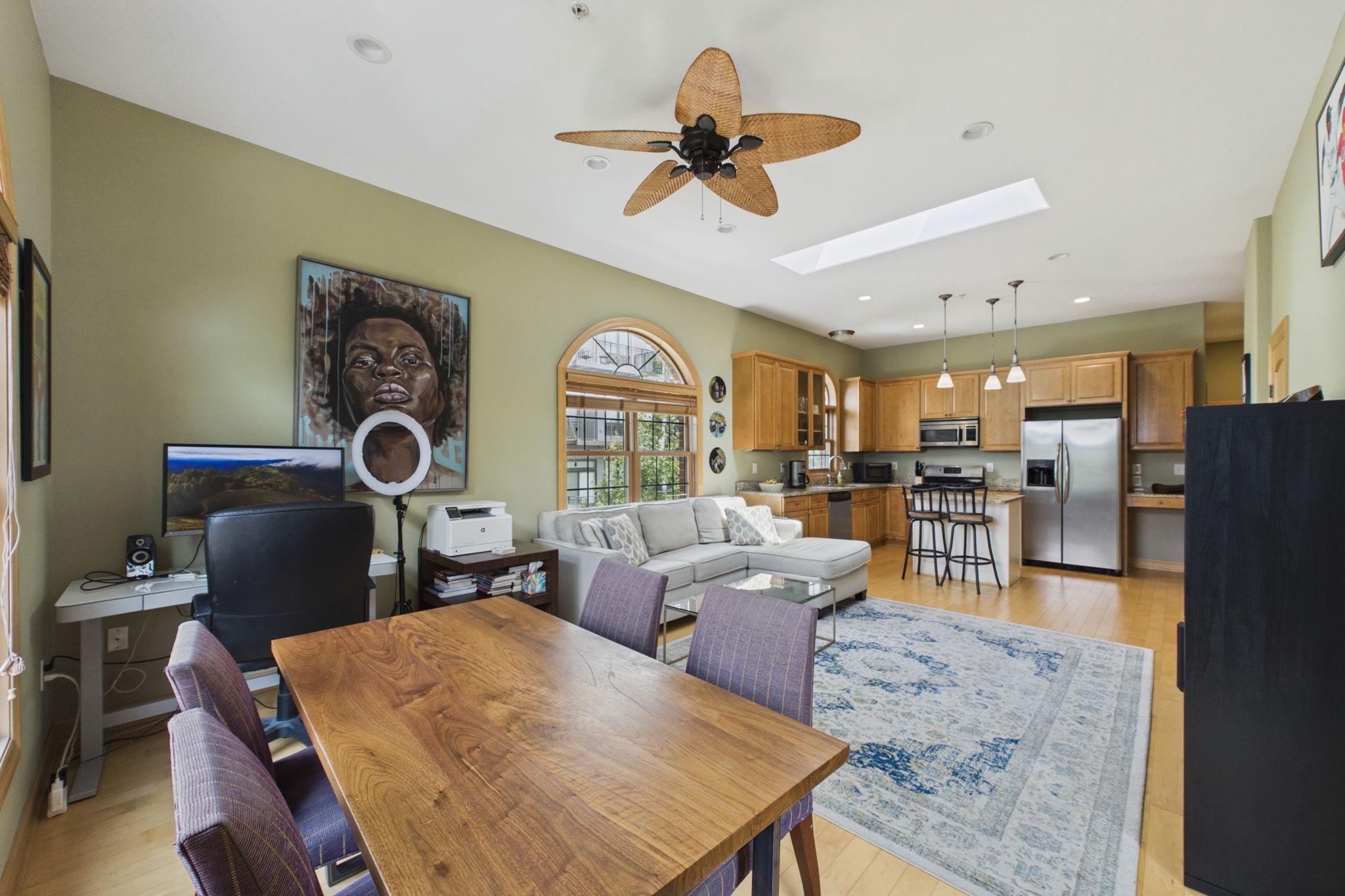 3125 Inglewood Avenue S Unit: 201