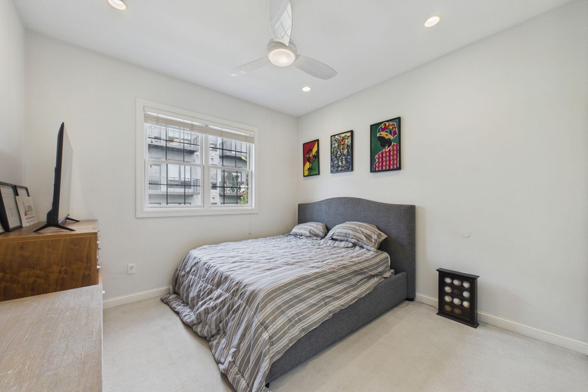 3125 Inglewood Avenue S Unit: 201