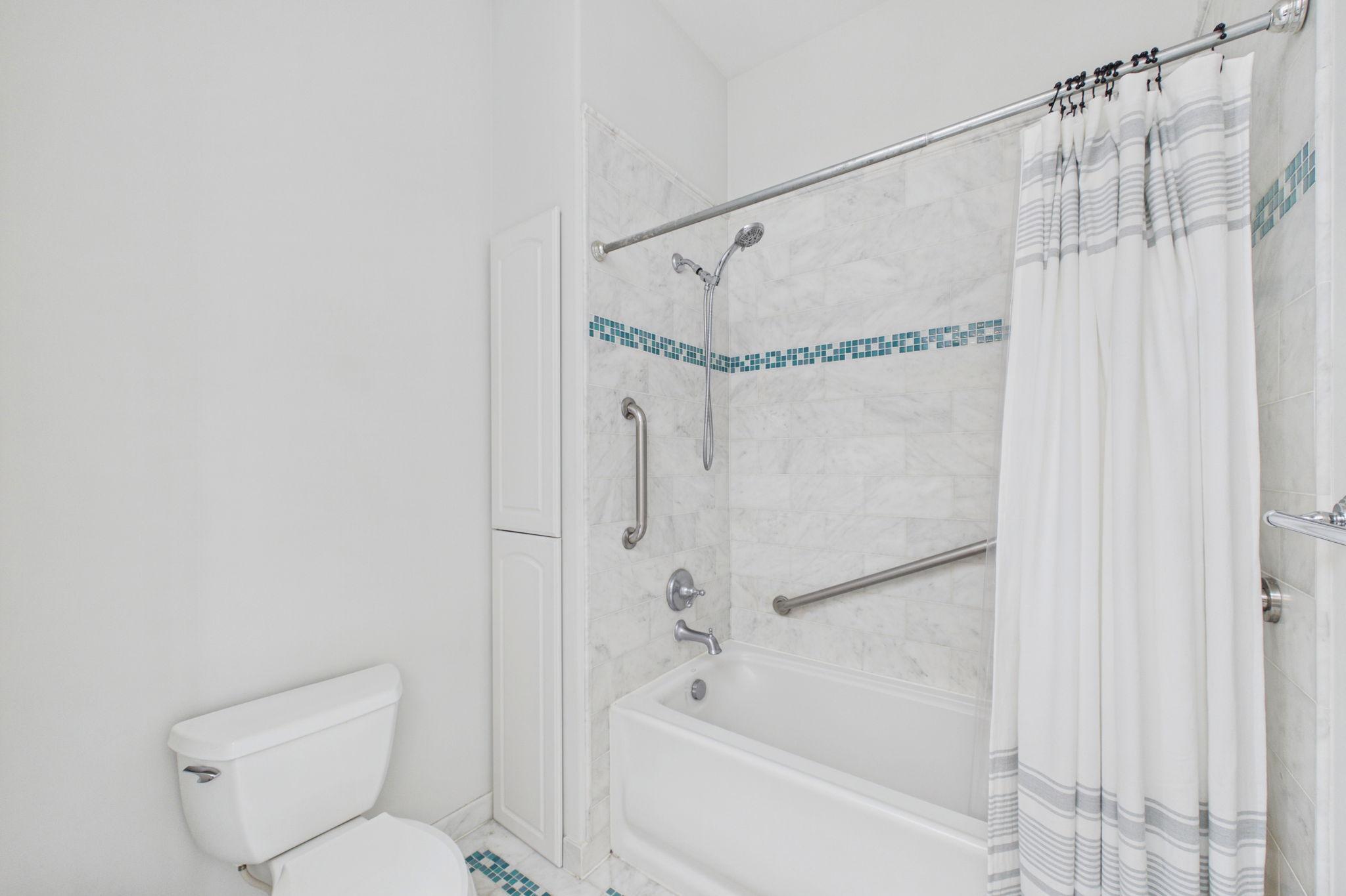 3125 Inglewood Avenue S Unit: 201