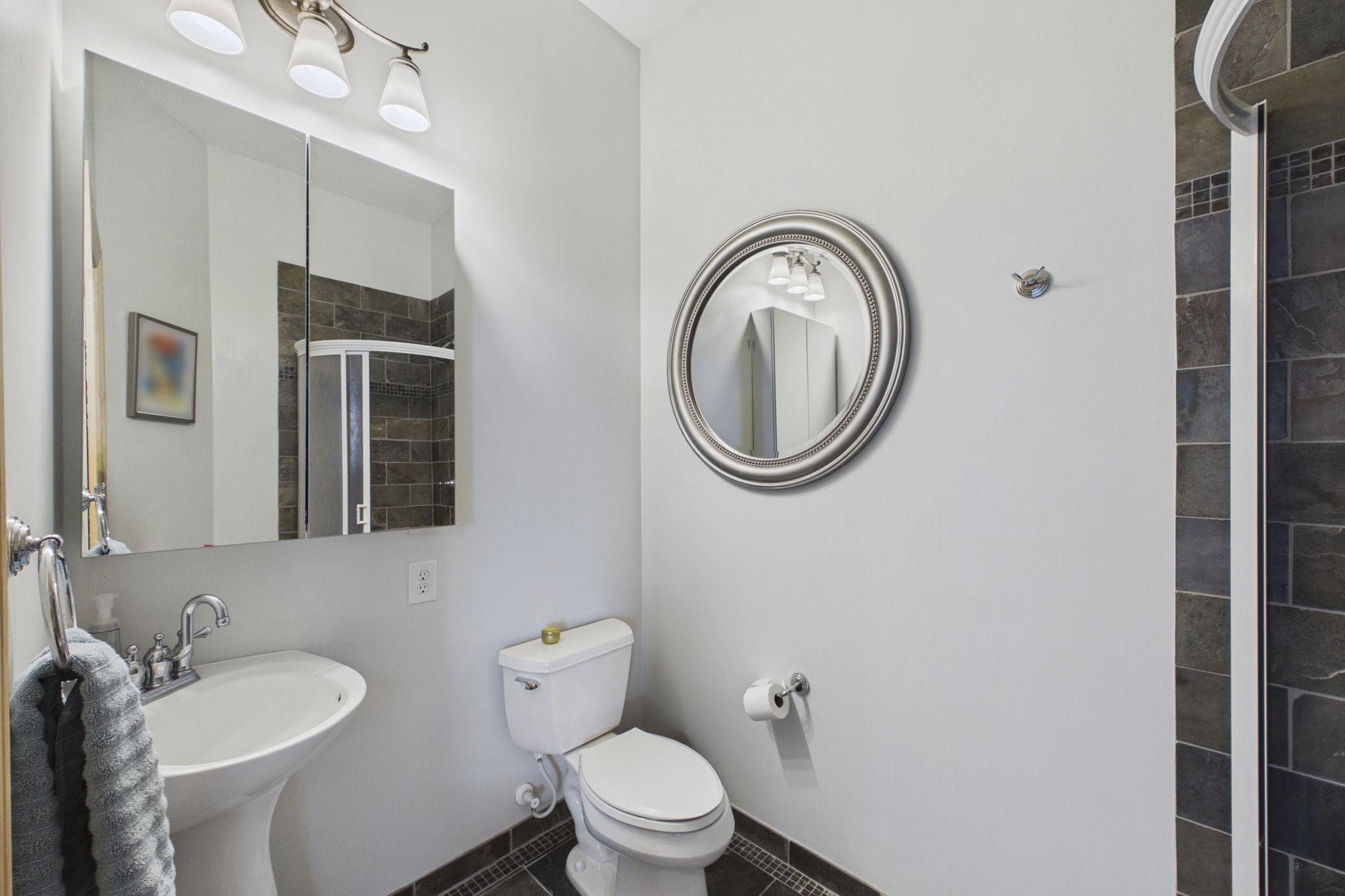 3125 Inglewood Avenue S Unit: 201