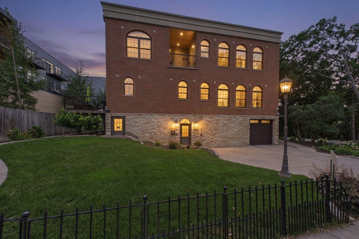 3125 Inglewood Avenue S Unit: 201