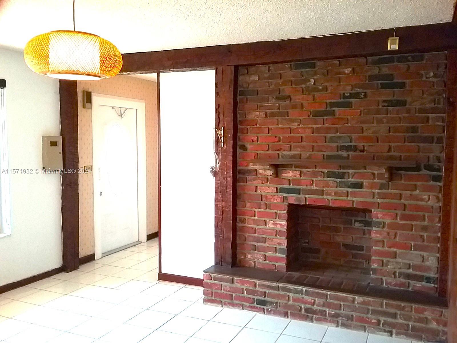 1357 W 78th St