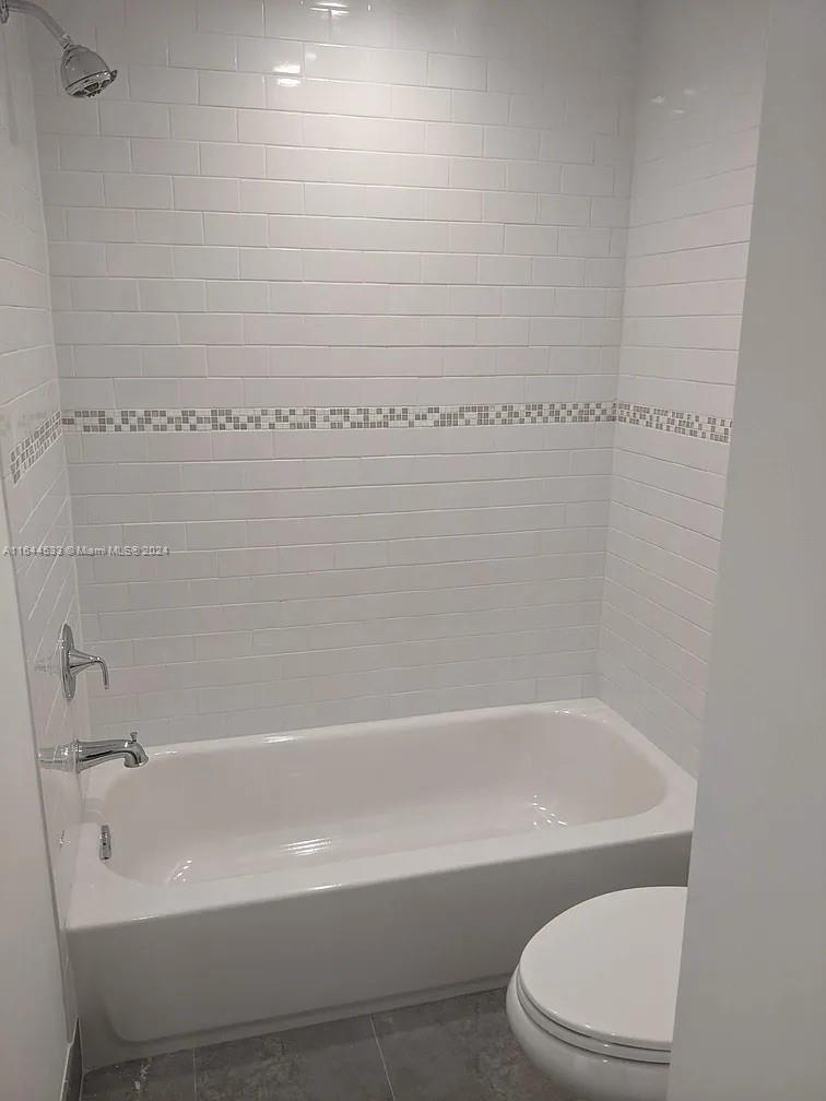 6448 E Miami Lakes Dr E Unit: 1