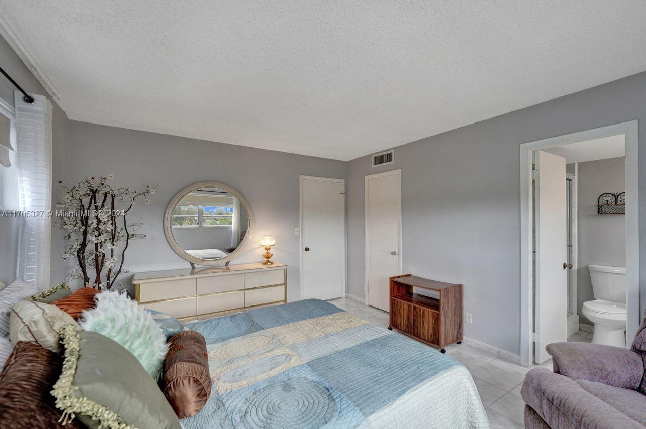 220 SW 9th Ave # 307