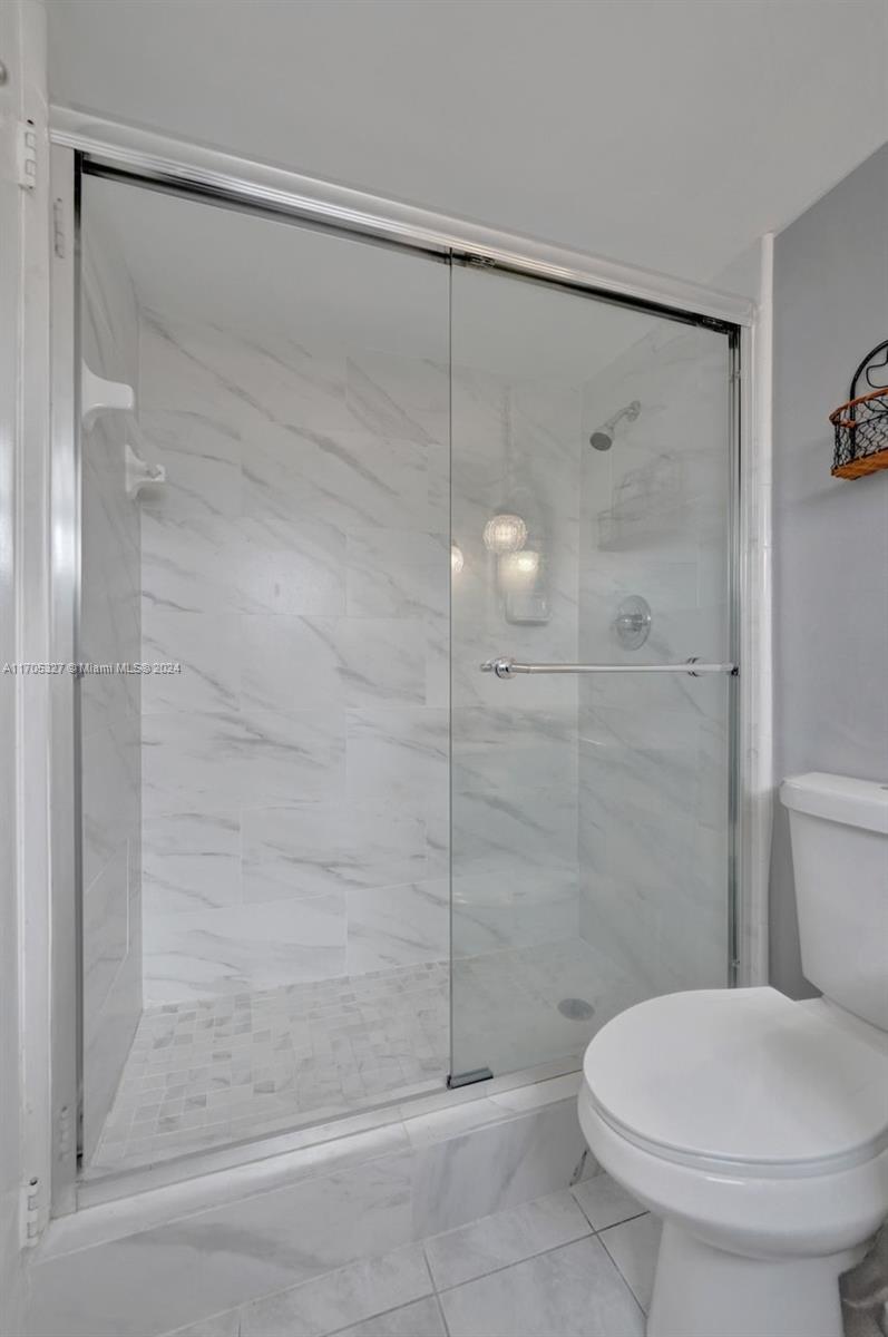220 SW 9th Ave # 307