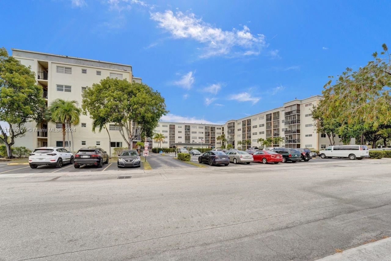220 SW 9th Ave # 307