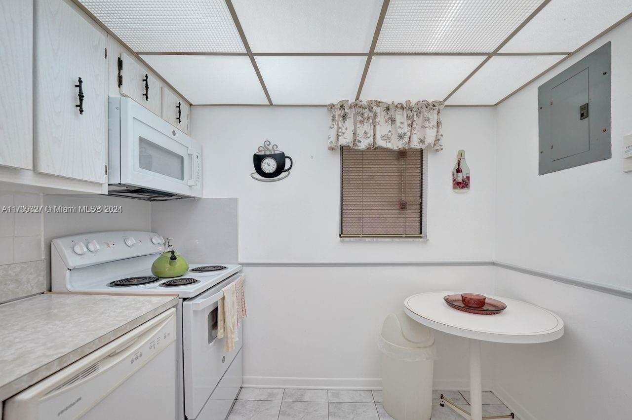 220 SW 9th Ave # 307