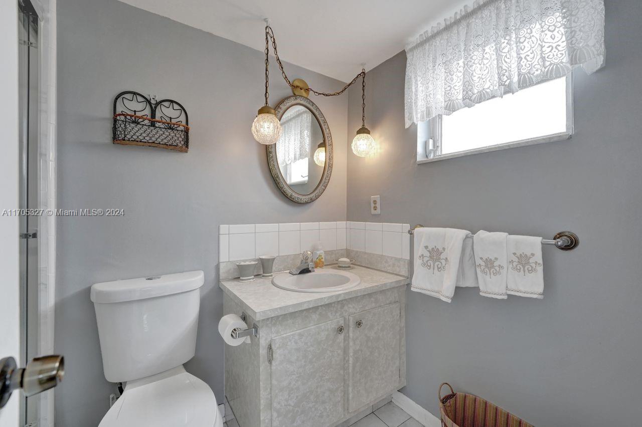 220 SW 9th Ave # 307
