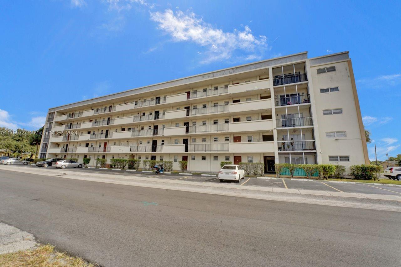 220 SW 9th Ave # 307