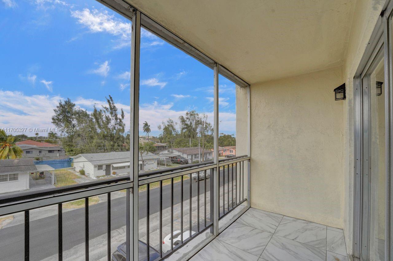 220 SW 9th Ave # 307