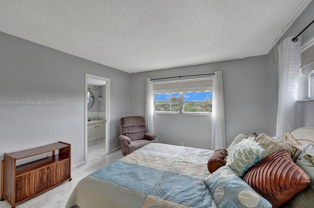 220 SW 9th Ave # 307