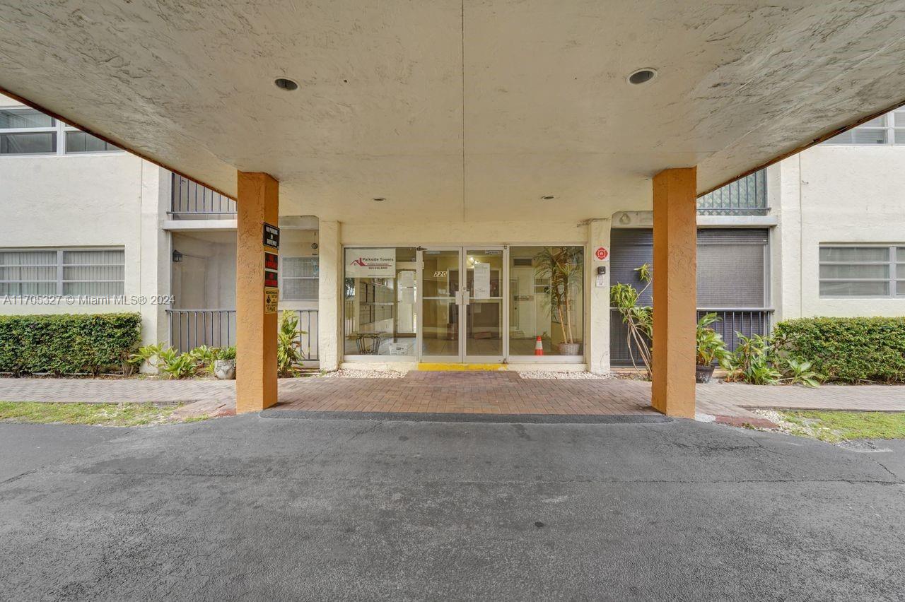 220 SW 9th Ave # 307