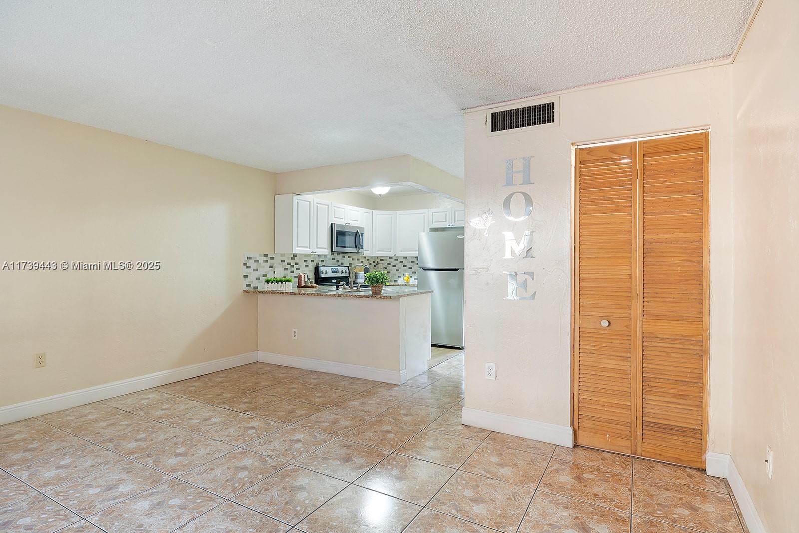 7241 Miami Lakes Dr Unit: D9