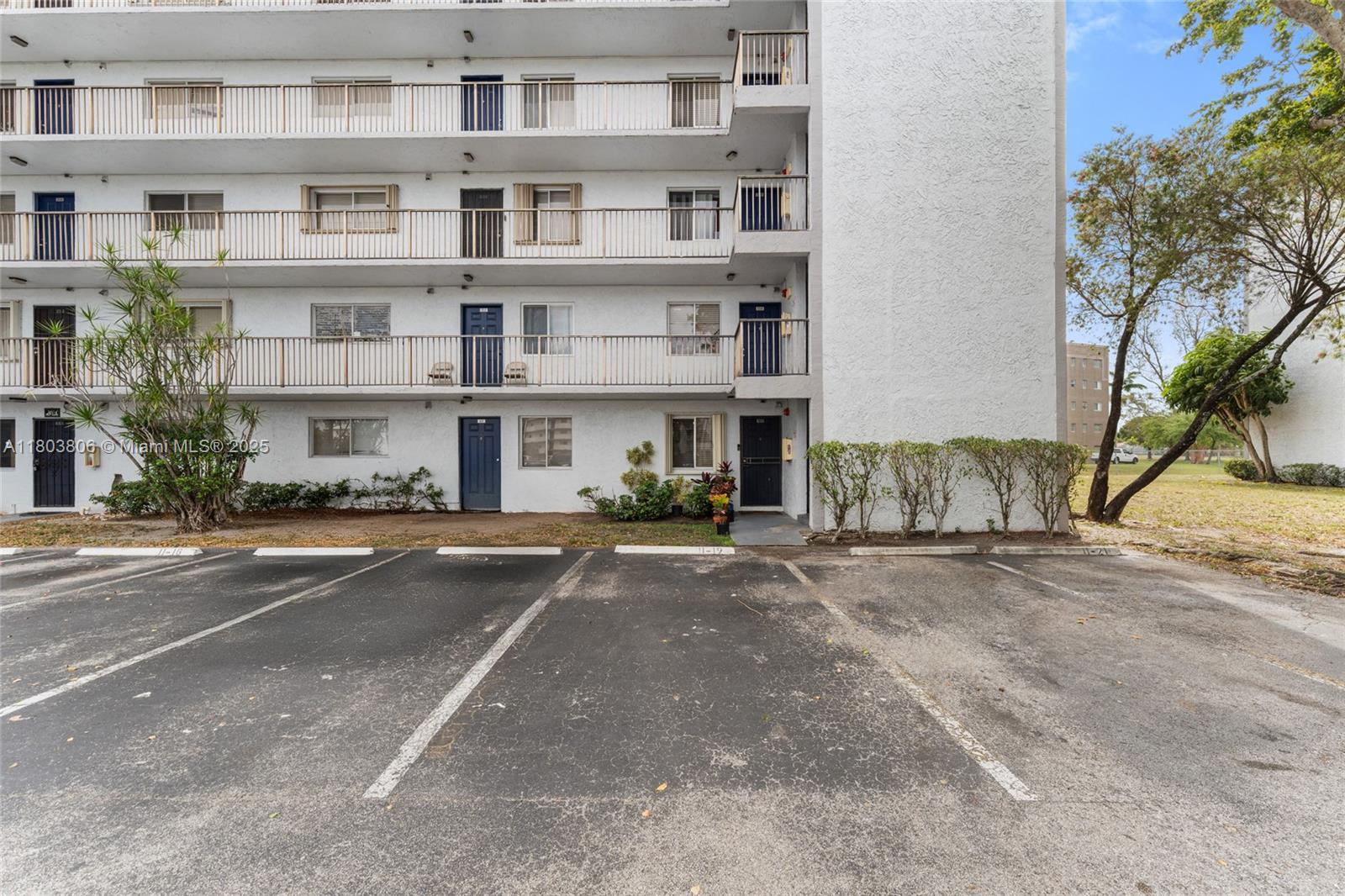 8550 N Sherman Cir # 108