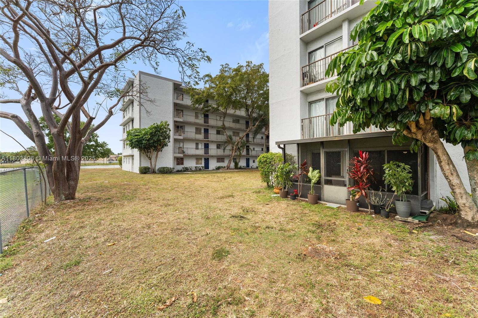 8550 N Sherman Cir # 108