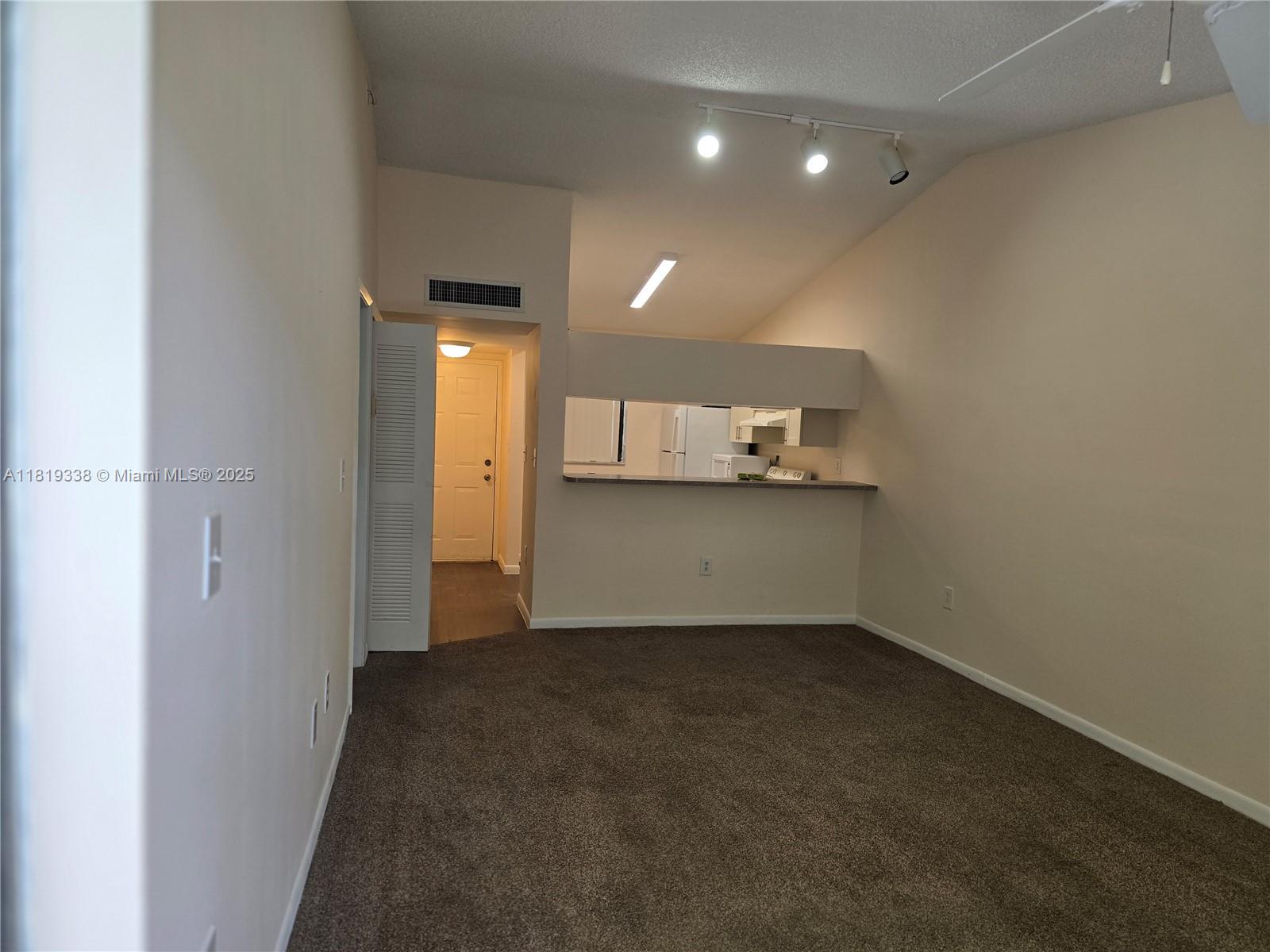 9892 Nob Hill Ln # 9892