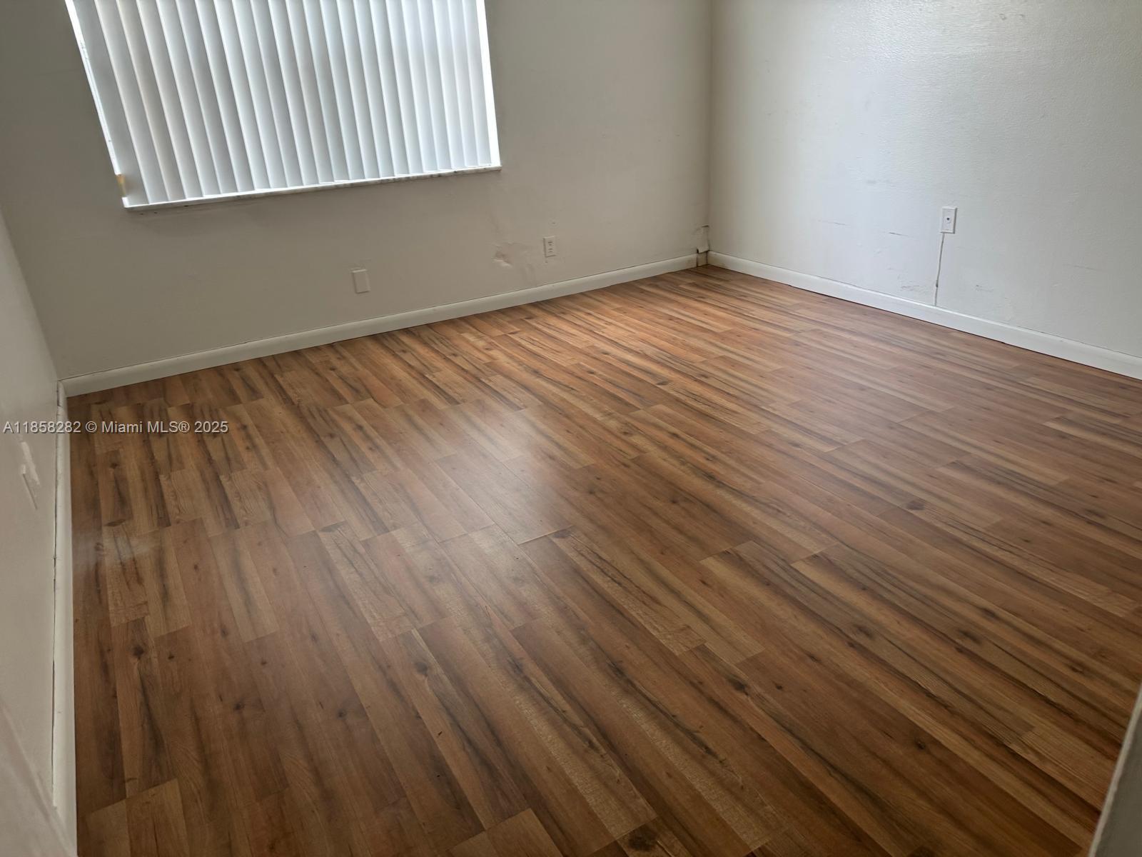 17901 NW 68th Ave # R209, Hialeah Unit: R209