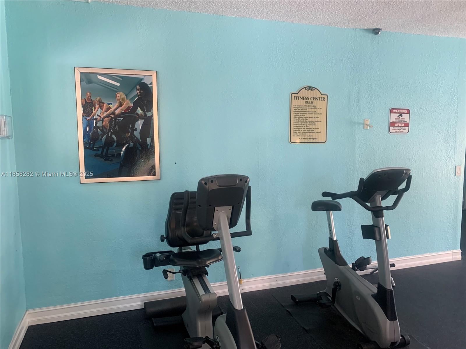 17901 NW 68th Ave # R209, Hialeah Unit: R209