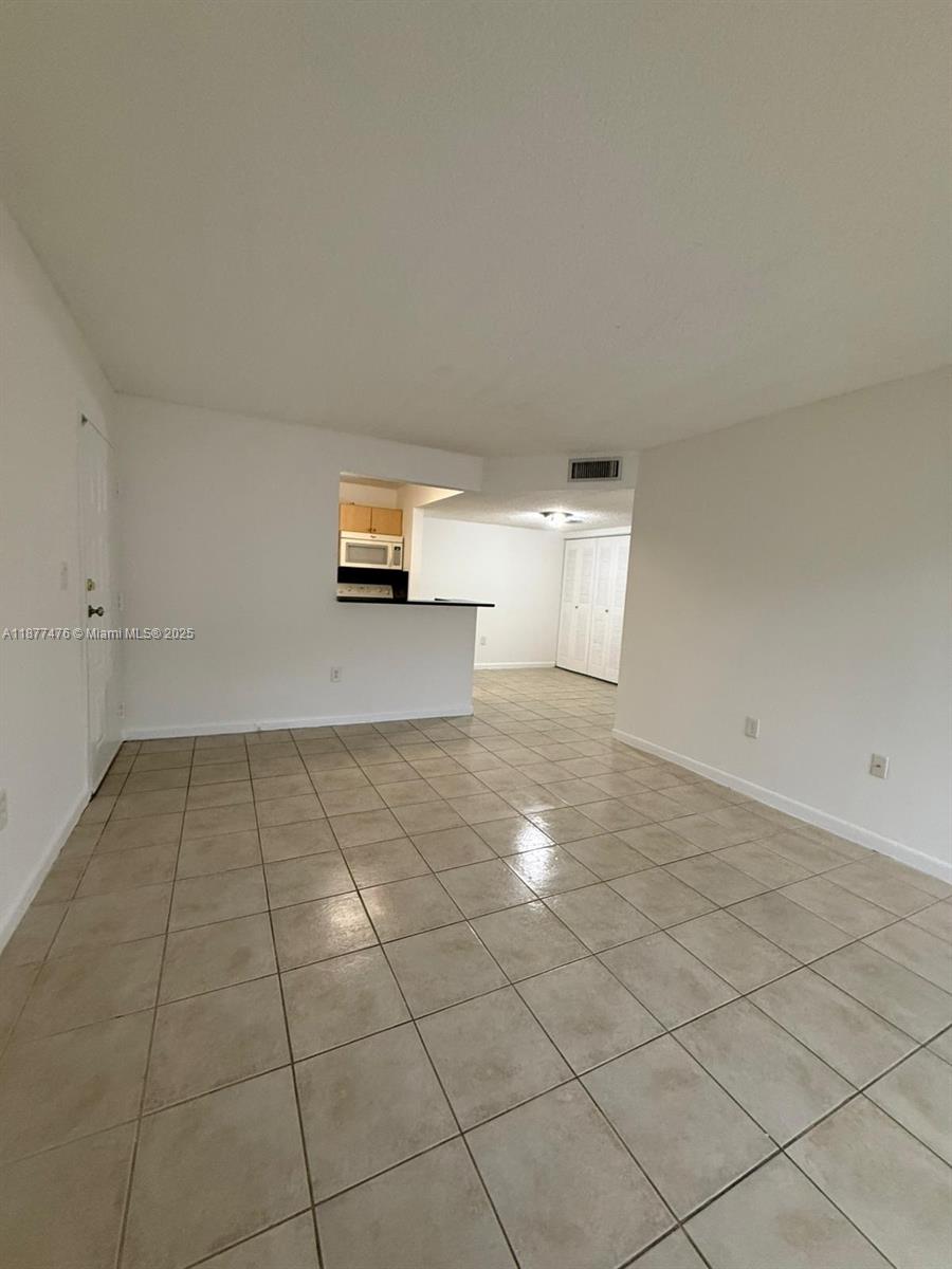 7160 NW 179th St # 104, Hialeah Unit: 104