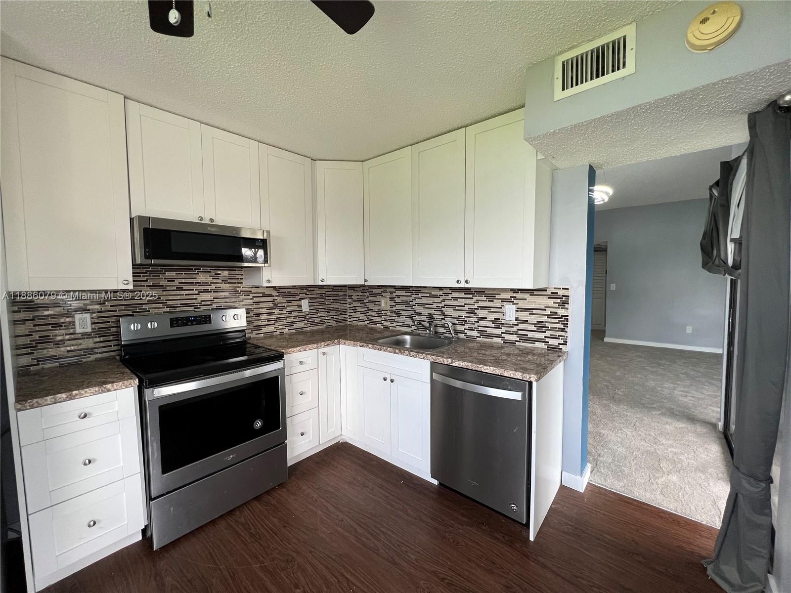 809 Hamilton Dr # 809A