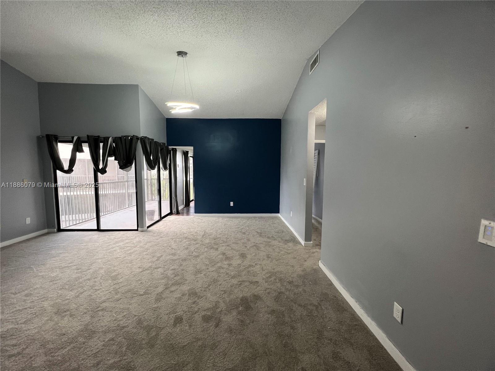 809 Hamilton Dr # 809A