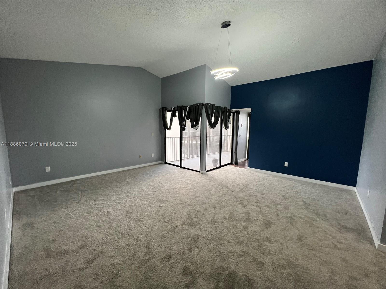 809 Hamilton Dr # 809A