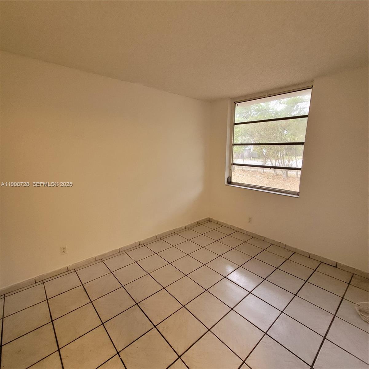 8540 N Sherman Cir # 101
