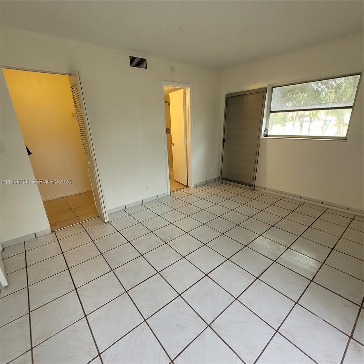8540 N Sherman Cir # 101