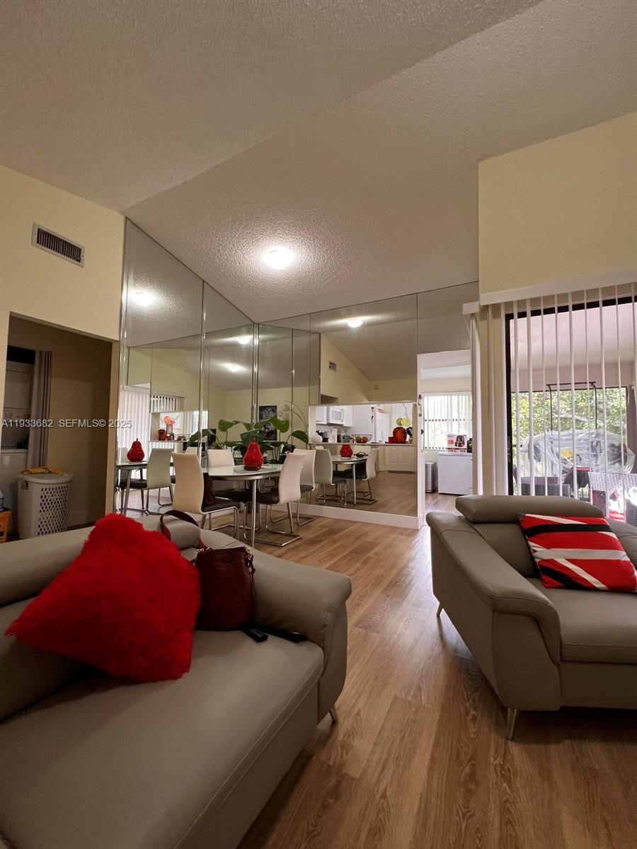 1301 S Franklin Ave # 1301A