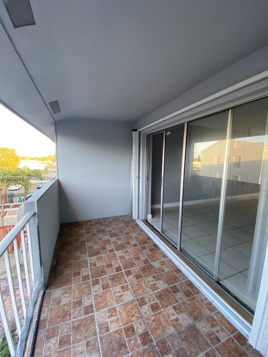 1735 W 60th St # M301