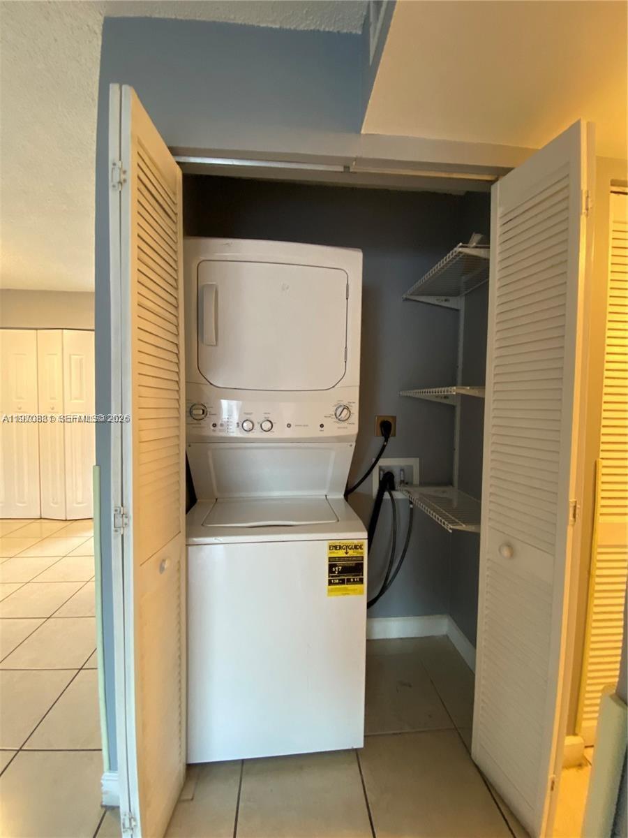 1735 W 60th St # M301