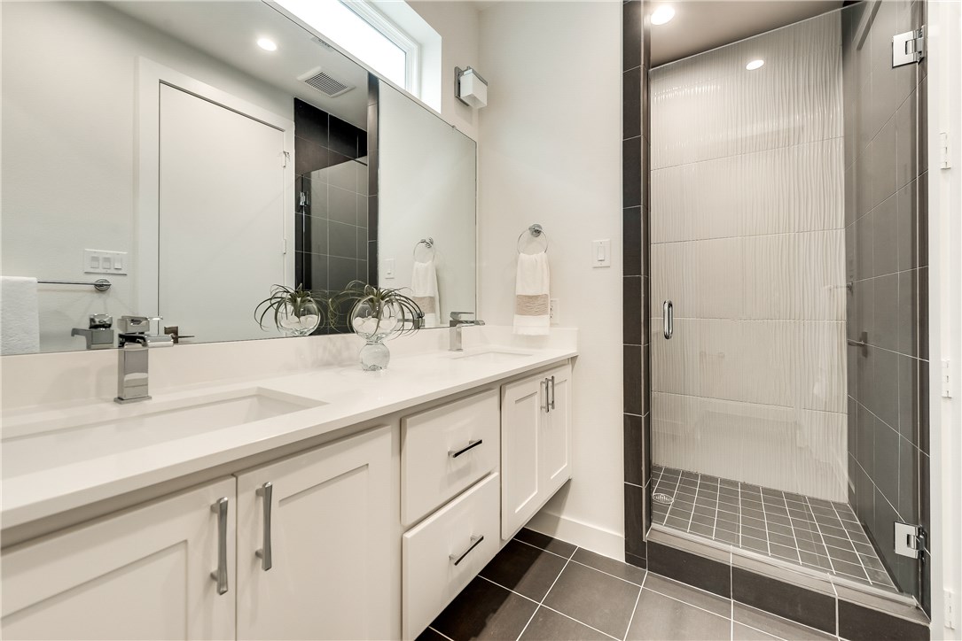 1518 N Carroll Avenue 501