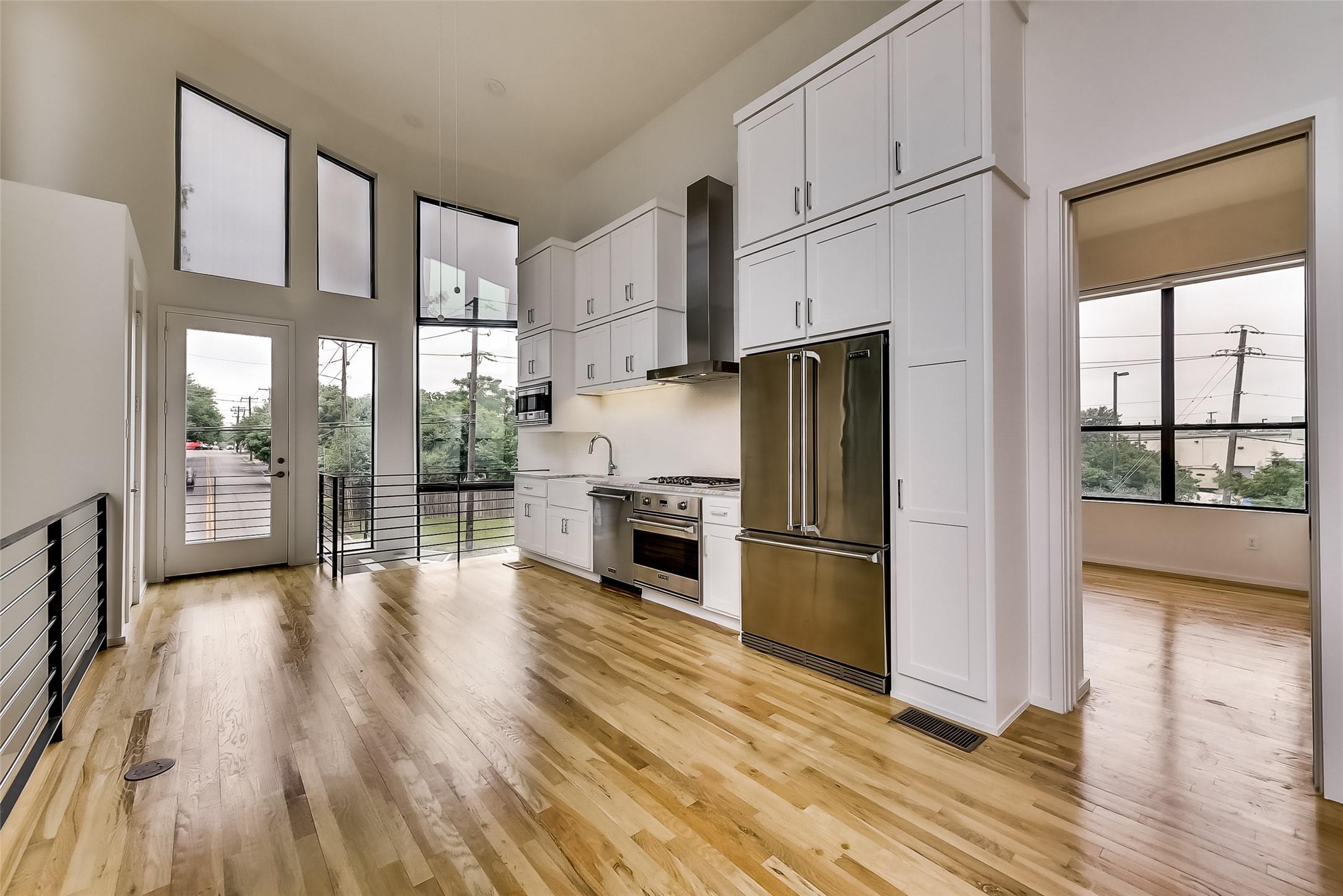 1839 Summit Avenue 1