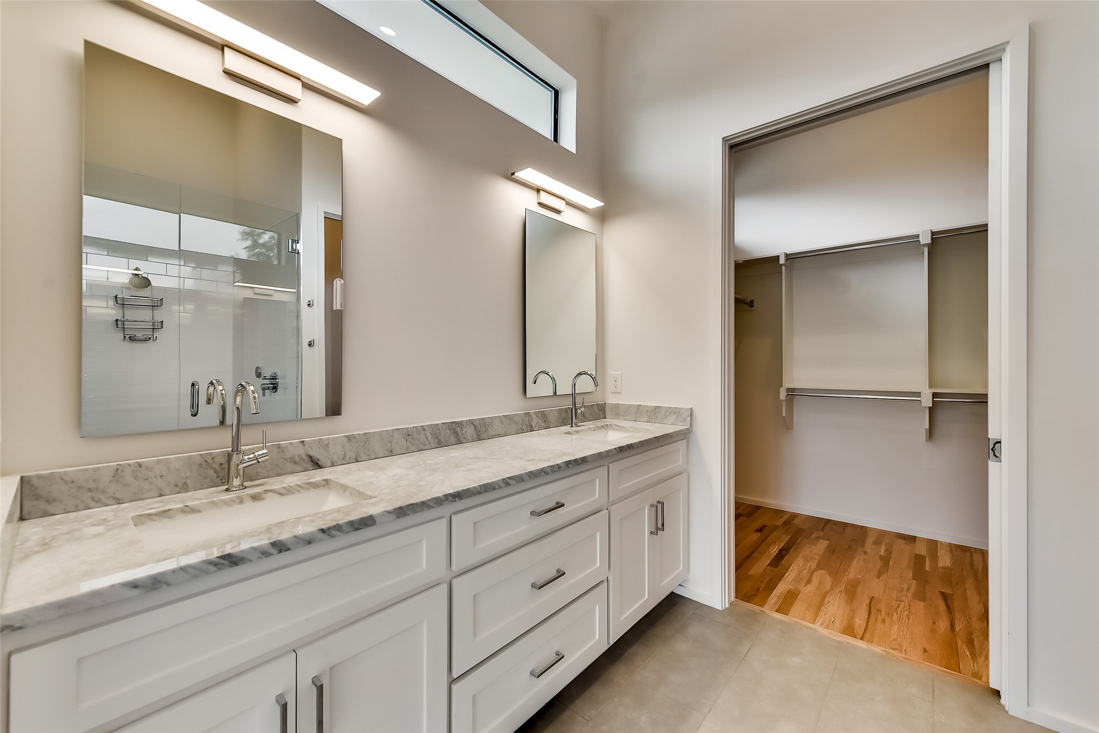 1839 Summit Avenue 1