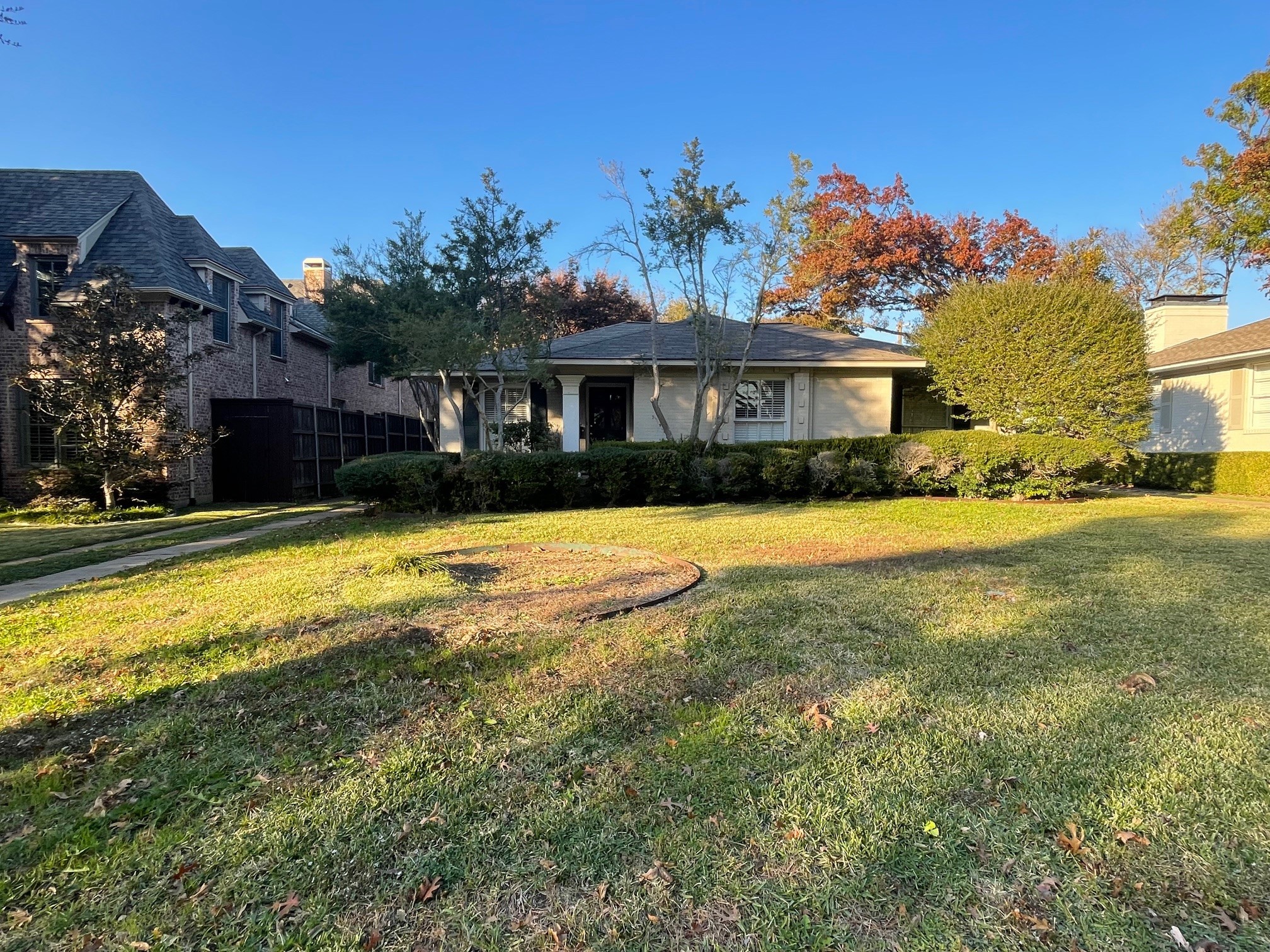 6723 Woodland Drive