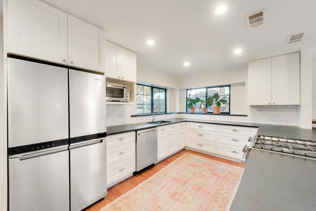 1113 Chesterton Drive